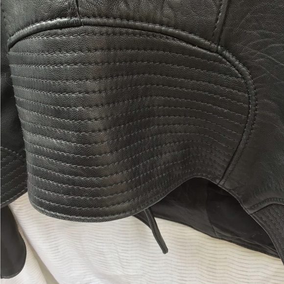 Lucky brand cropped leather blazer.  W XS - Picture 5 of 8